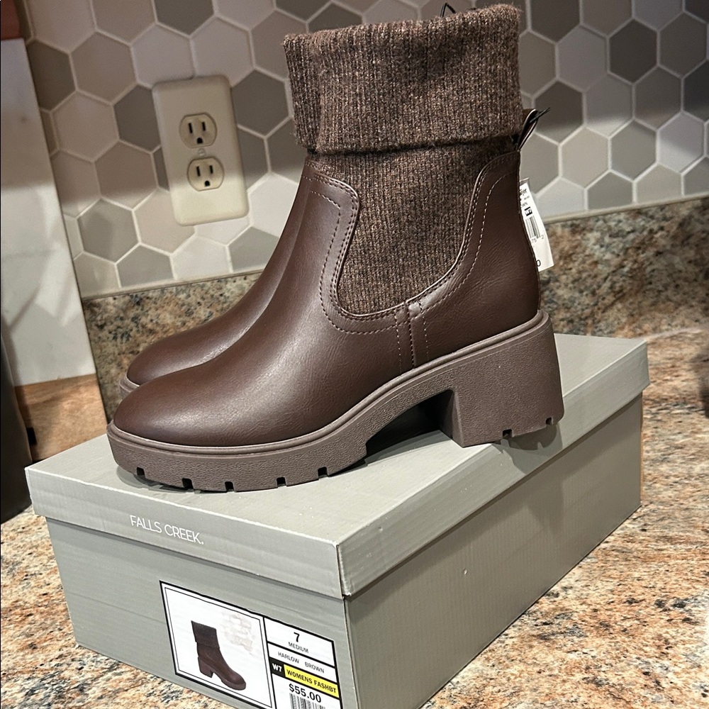 New Falls Creek Brown Knit-Cuff Chunky Heel Ankle Boots Harlow Brown 7M
